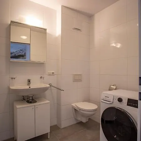 Modern Innsbruck Apartment I Free Parking Extérieur photo