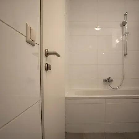 Modern Innsbruck Apartment I Free Parking Extérieur photo