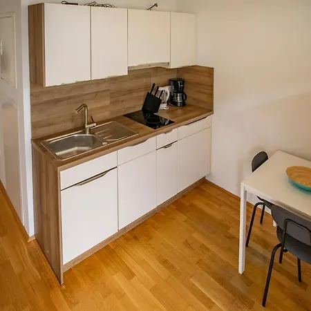 Modern Innsbruck Apartment I Free Parking Extérieur photo